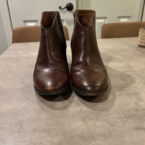 Frye Women's Brown Leather Ankle Booties
